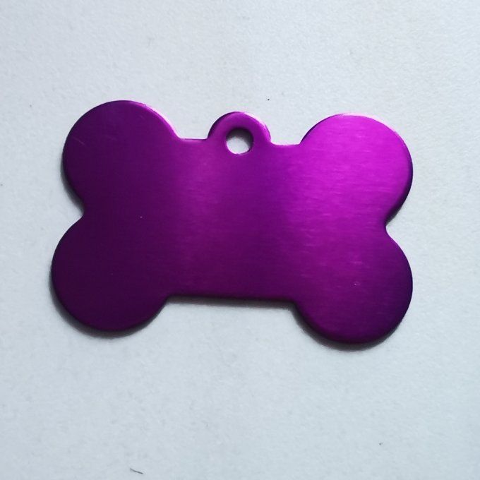 Médaille en forme d'os  